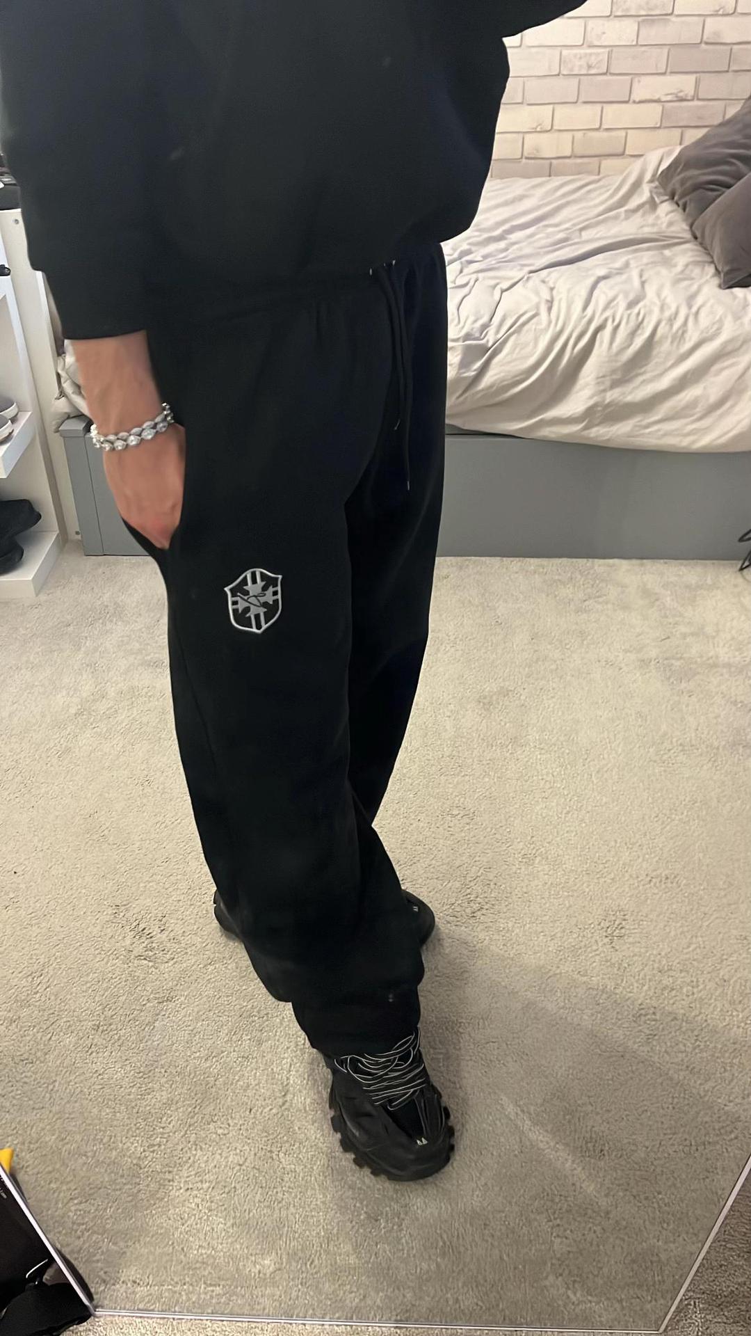 Men's Embroidered Hooded Sweatshirt and Trousers Set